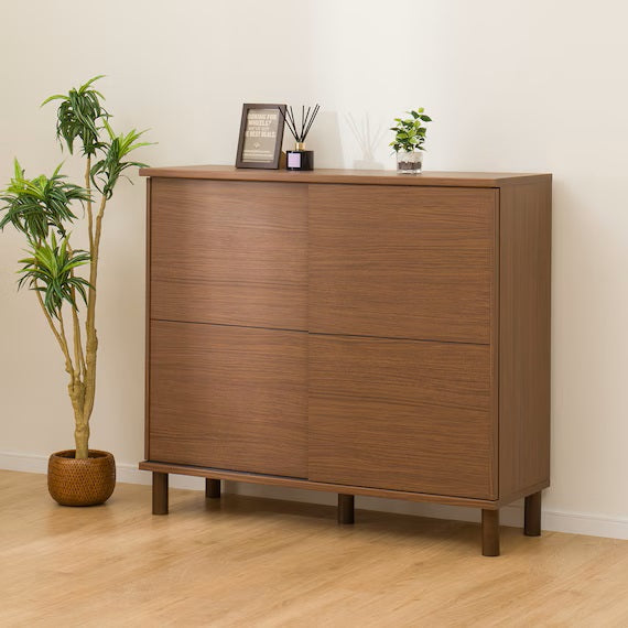 SHOESBOX HKD 120 MBR