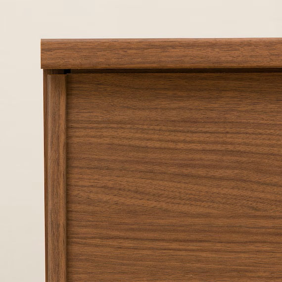 SHOESBOX HKD 120 MBR