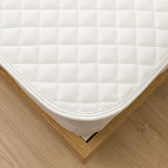 COMFORTABLE TO SLEEP ON MATTRESS PROTECTOR B2307 S
