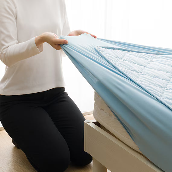REVERSIBLE FITTED SHEET TOPPER N COOL K BL S2501