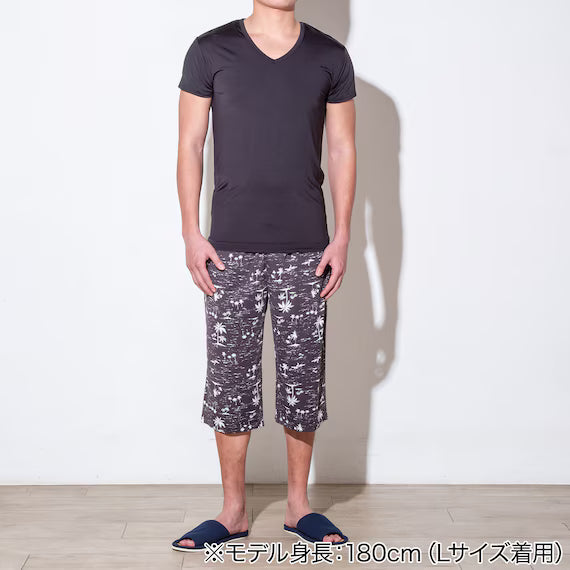 MENS SUPER COOL VNECK TSHIRTNE BK L
