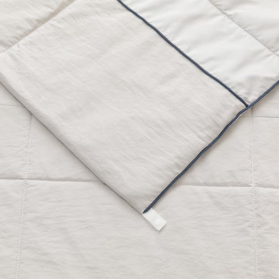 HOTEL STYLE THIN COMFORTER N-HOTEL COMFORT K2507 Q