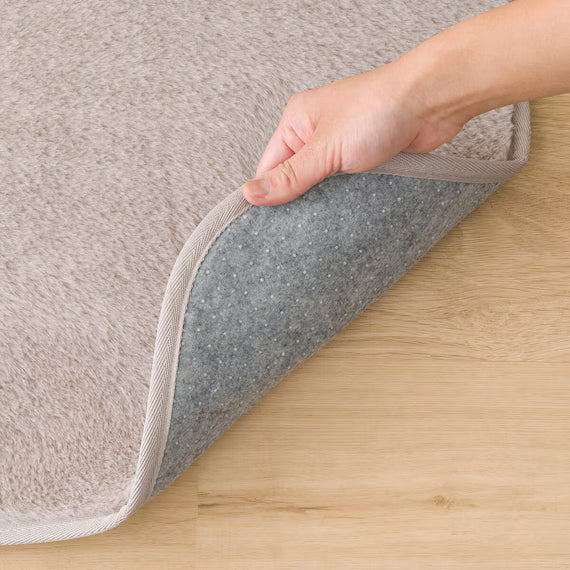 FUR RUG 185X185 MO RM01