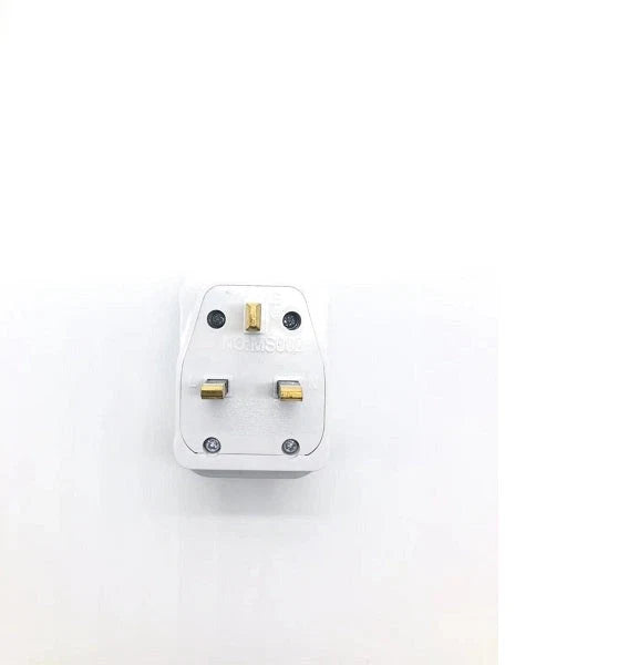 UNIVERSAL TRAVEL ADAPTOR MS 002