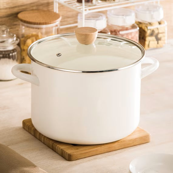 ENAMEL CASSEROLE 22CM WH