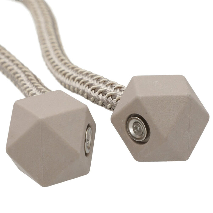 CURTAIN MAGNET TASSEL 2P MO DH201