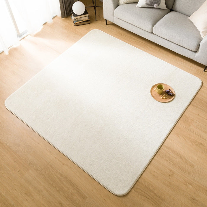 FUR RUG 185X185 IV RM01