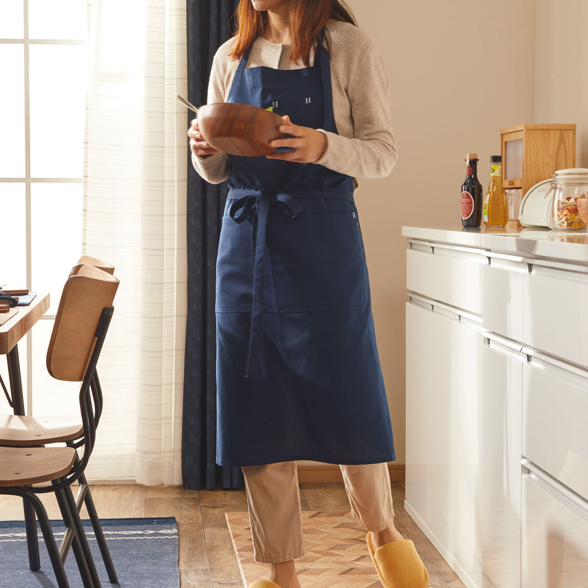 NECK STRING APRON INFY NV